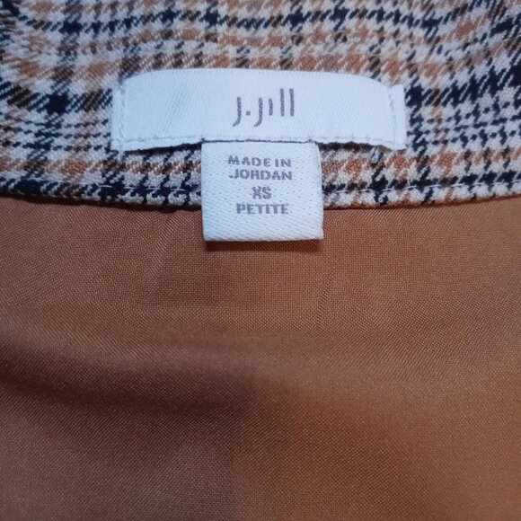 J. Jill Plaid Blazer in Tan and Black - Picture 8 of 16